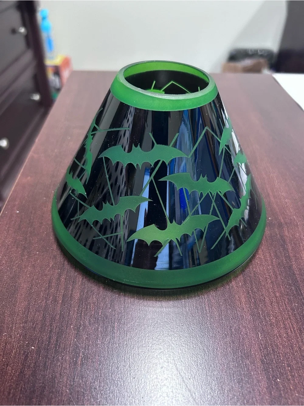 Yankee Candle Black Glass Shade with Green Bat Motif
